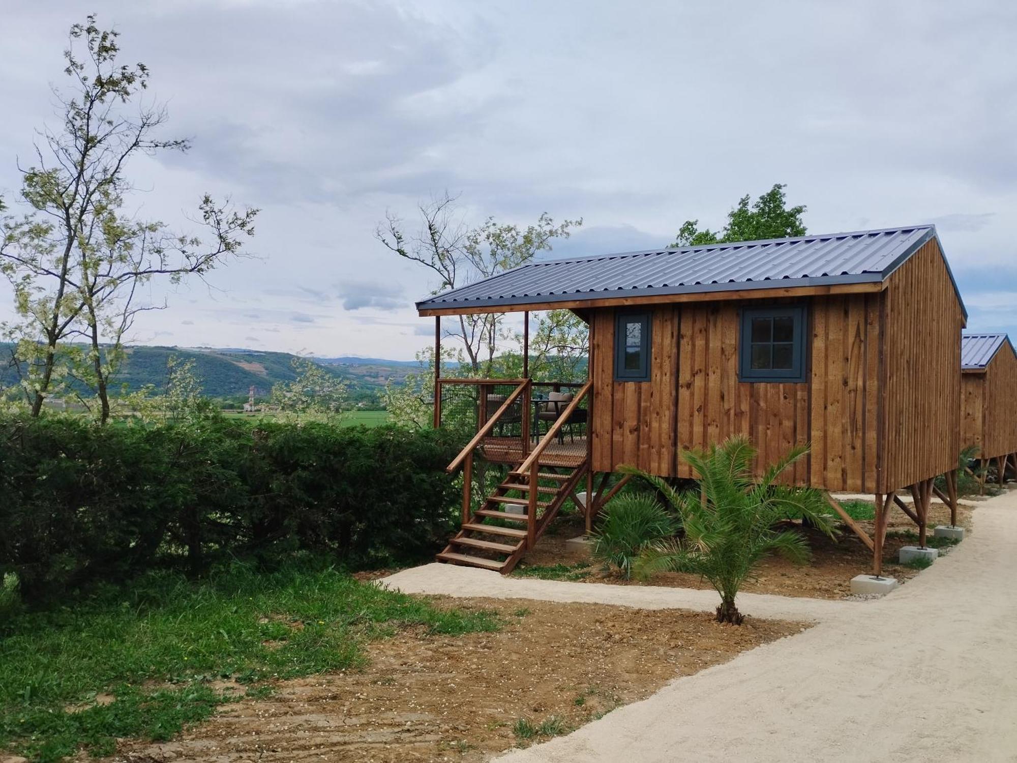 Camping Domaine De Senaud Albon Ngoại thất bức ảnh