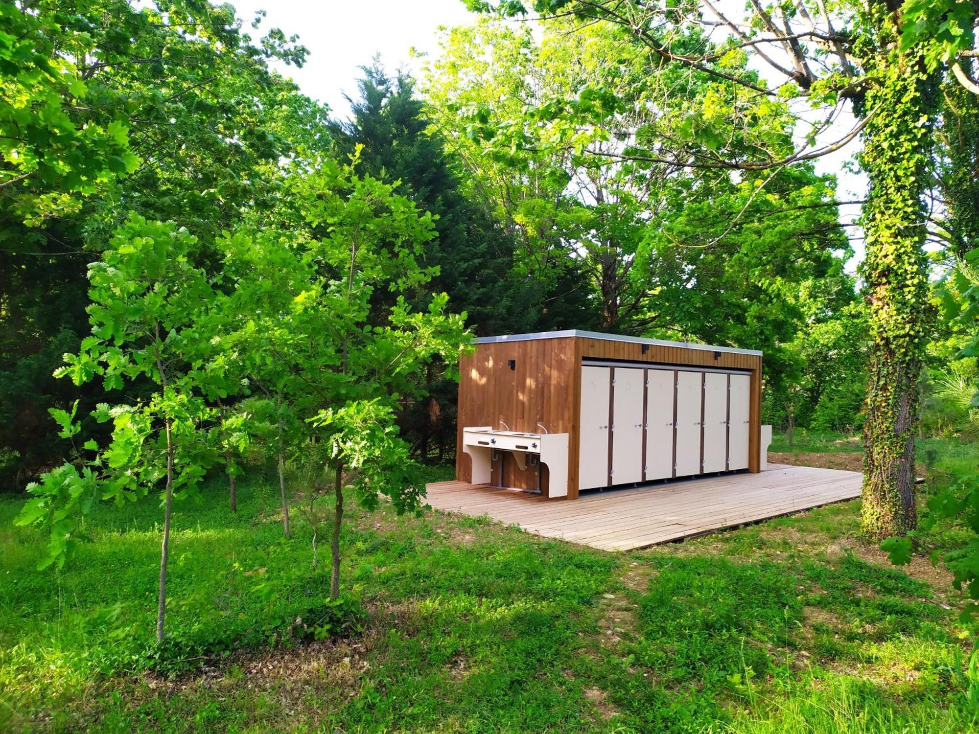 Camping Domaine De Senaud Albon Ngoại thất bức ảnh