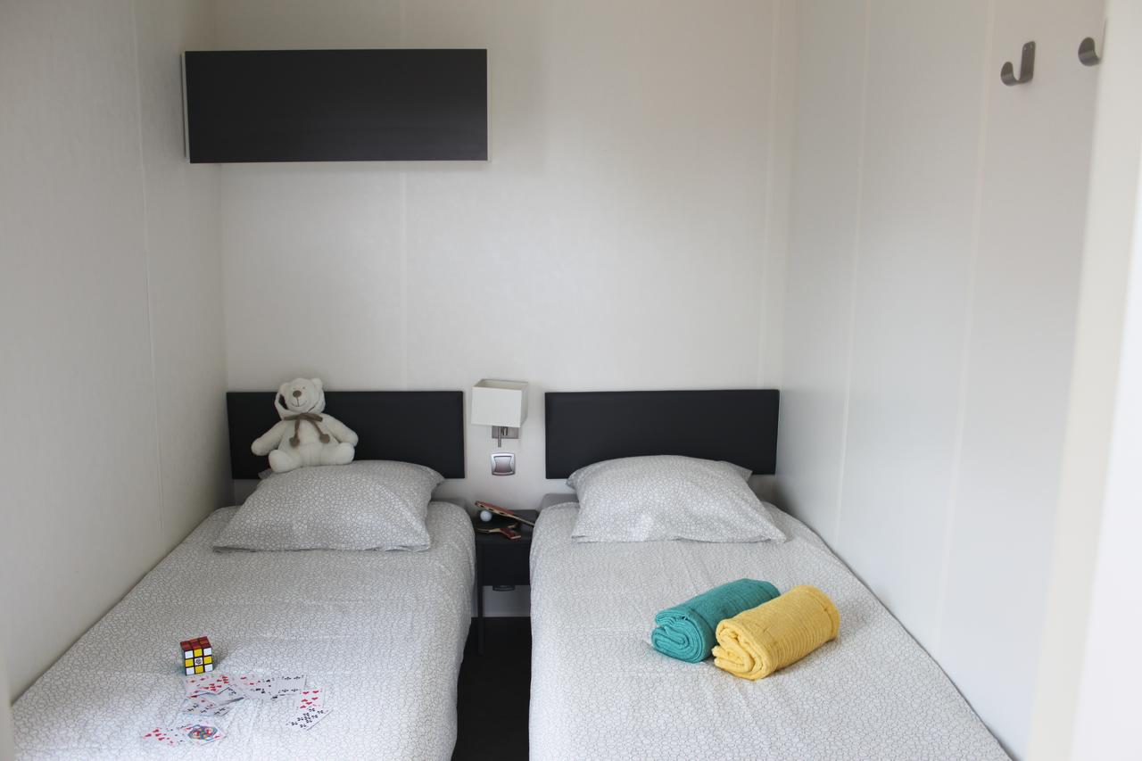 Camping Domaine De Senaud Albon Ngoại thất bức ảnh